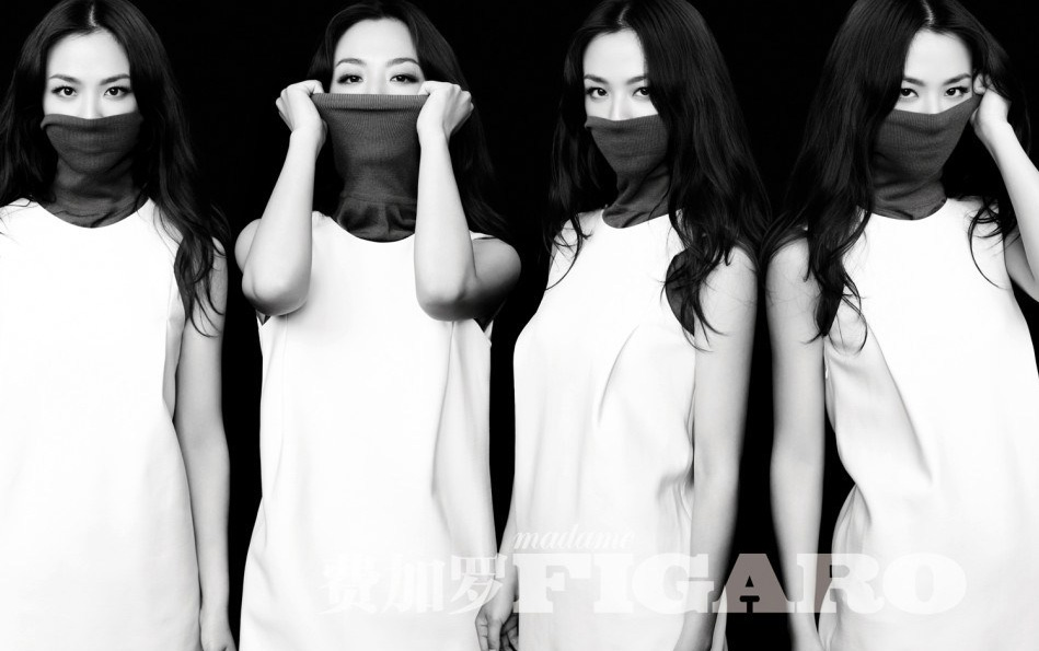 ��Ψ�ڰ�ɫ����M�@��ˇ����