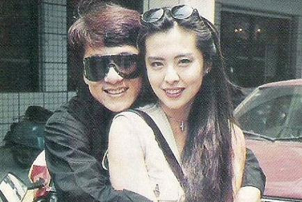 46�q�����t�ɏͳ�10����ʷ�ع�