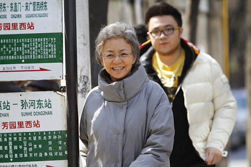 《媽媽的花樣年華》開播 宋丹丹巴圖首演母子