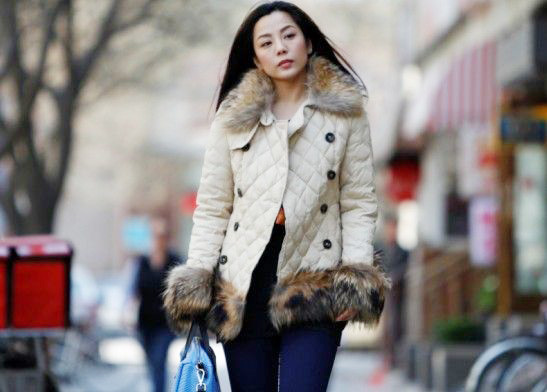 �������Ļ������A�����������������