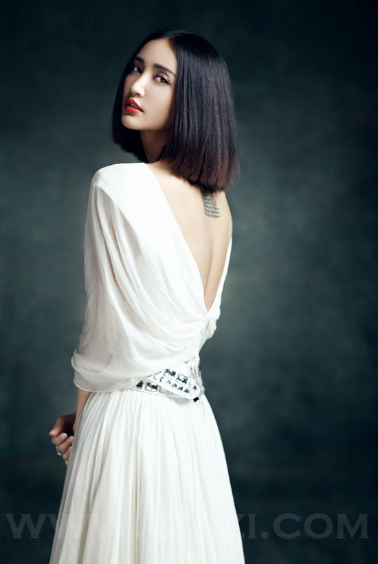 ���ˇ����֪�Ԍ��� ���ݰ��o�Ȕ��Ľ�ɫ