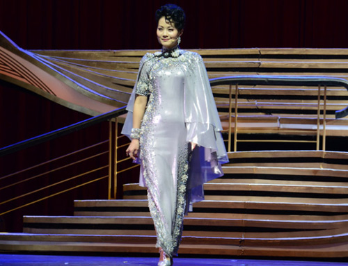 大型滬語話劇《永遠(yuǎn)的尹雪艷》首輪演出圓滿成功