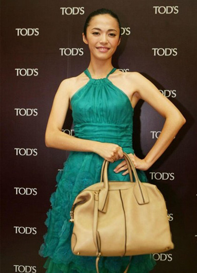 �r������Ҧ���Ĵ��½� �������Ի��������L