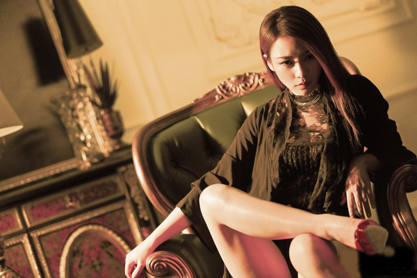 ���r���[��(f��)��Ů�� �����ܡ�����Ѫ�}����