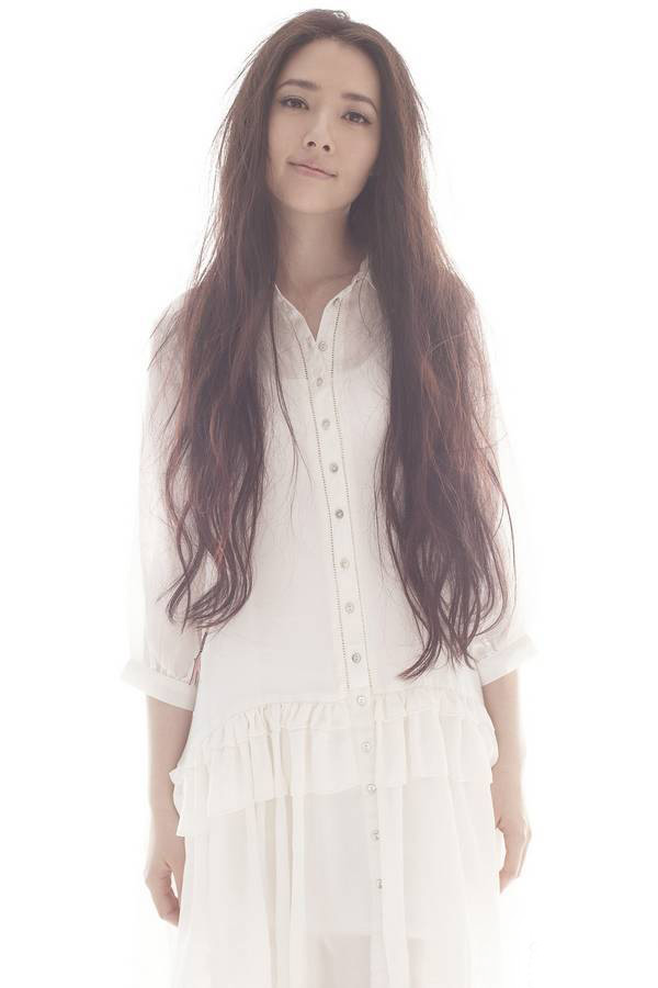 �����������|����