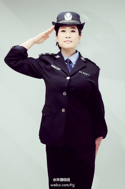 ܽ�ؽ��׃��֪�԰׸������Q��־Ů��