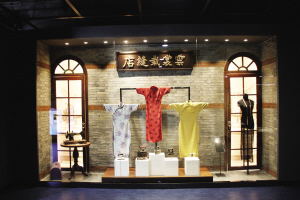 ������۔M����ҡ����z��