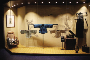 ������۔M����ҡ����z��