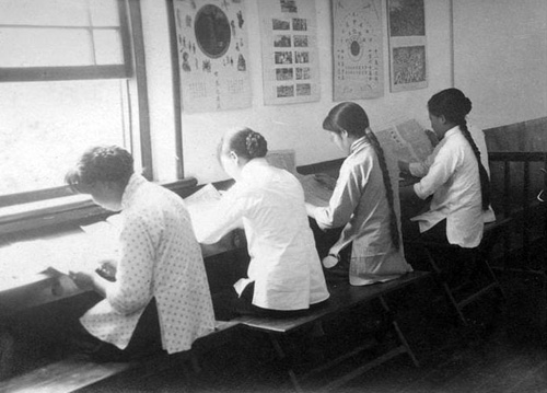 �����Ї�Ů�W���Ʒ���׃