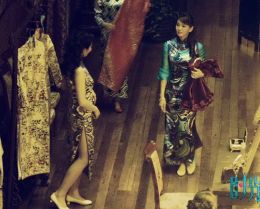 ��С��洩Խ��׷������ �����o����Ů������