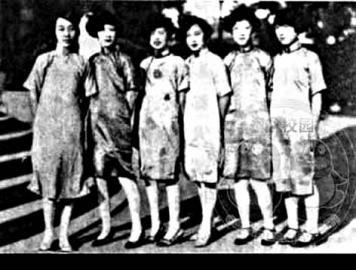 ��������r��Ů��У�� �����۞���