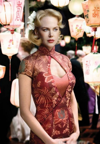 洋妞也愛中國風 旗袍大秀S曲線