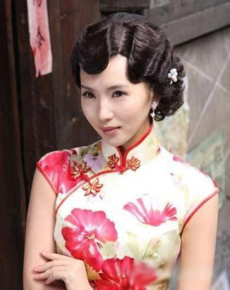 ��СȽꐔ������� �m���������͵�Ů��