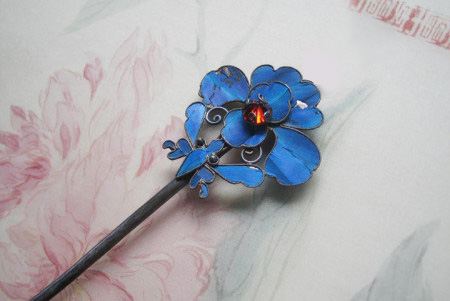 揭秘古代女人頭上戴什么“花兒”