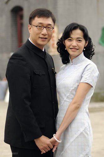 Ҧ����������ɫ�Ļ�ƿ ֻ�빤�����Ҹ�