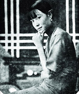 ����r�ڼ�Ů��Ҋ����Ƭ