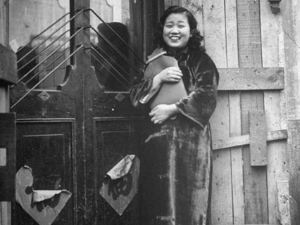 ����r�ڼ�Ů��Ҋ����Ƭ