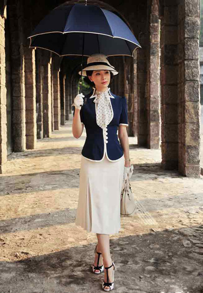 ꐔ����ۓQ���b ����L��WŮ�̎�