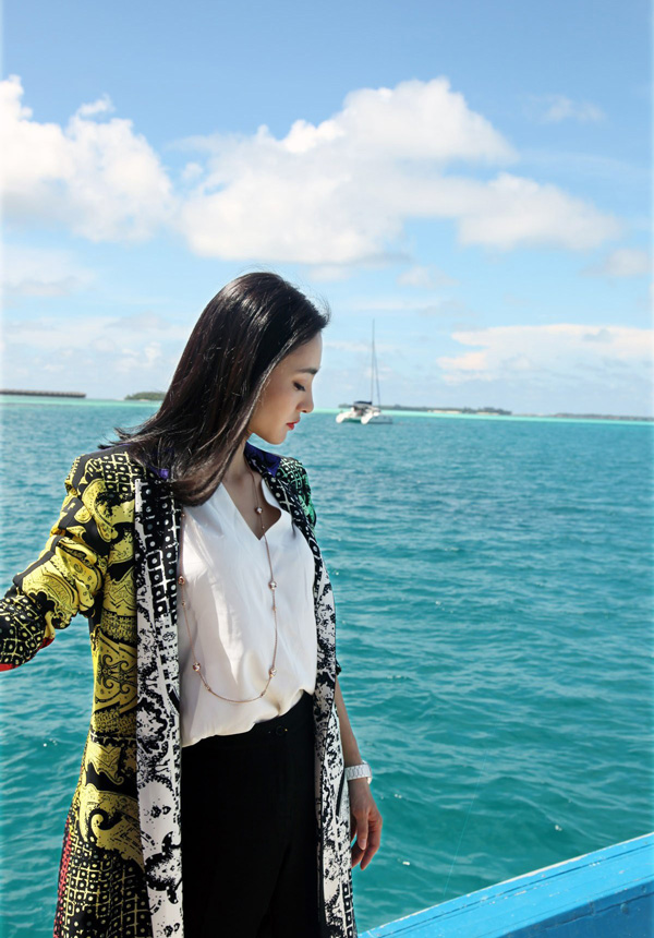 �����������չ⌑�� ���Ů��Ψ���G��