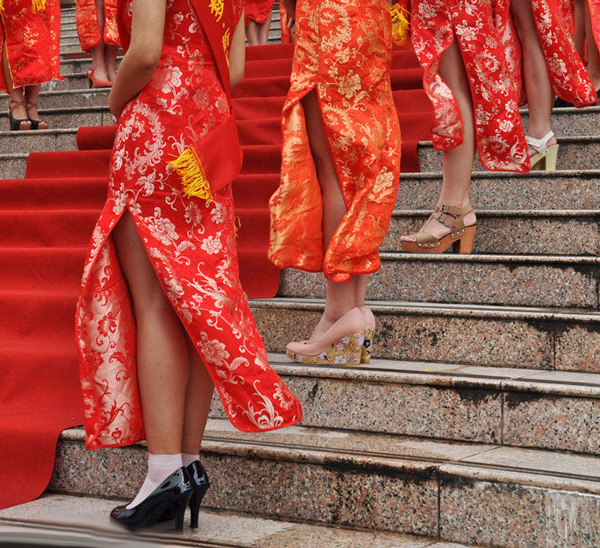 ���۴��ò����� ����������δ��ĵ��w