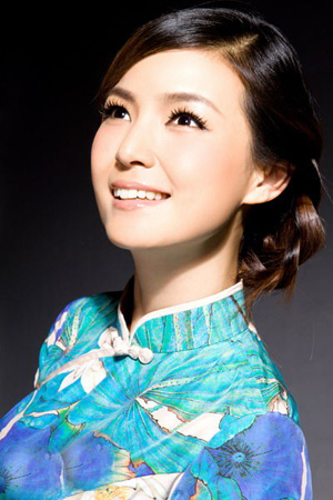 �������ϲ�g�����۵�Ů������