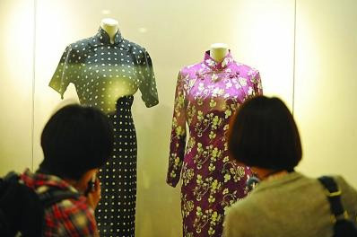 �����g�ɼ�����չ�� ���괩�²����A��������