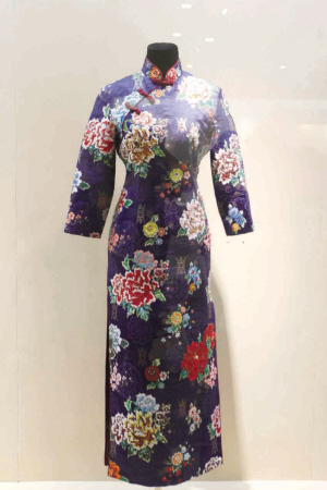 ���ϲ�������������չ��Ļ������A