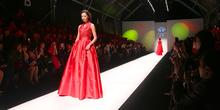 2014�Ϻ��ﶬ�r�b�� �f�ݵ��Ї�ʽ����