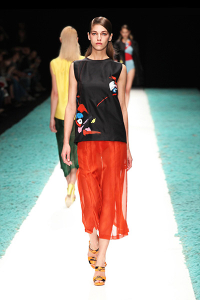 ���ˡ��2014����Ů�b ���@�|�����W��������