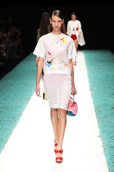 ���ˡ��2014����Ů�b ���@�|�����W��������