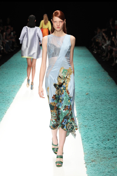 ���ˡ��2014����Ů�b ���@�|�����W��������