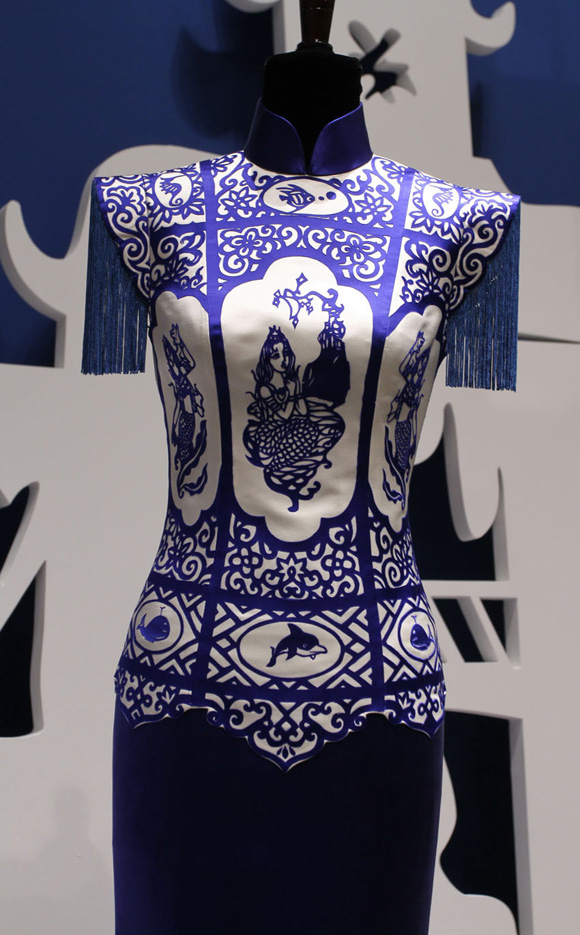 �����y�ֵ���Ů���Ї���  NE��TIGER�A���I�Y  