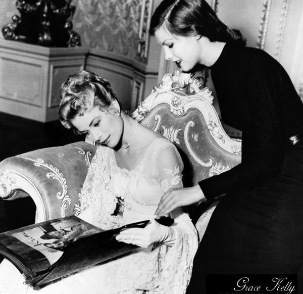 �vʷ���挍��Ħ�{���������ٽz