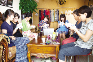 ��С�r�����۴�Խ һ����Ľ^�����A