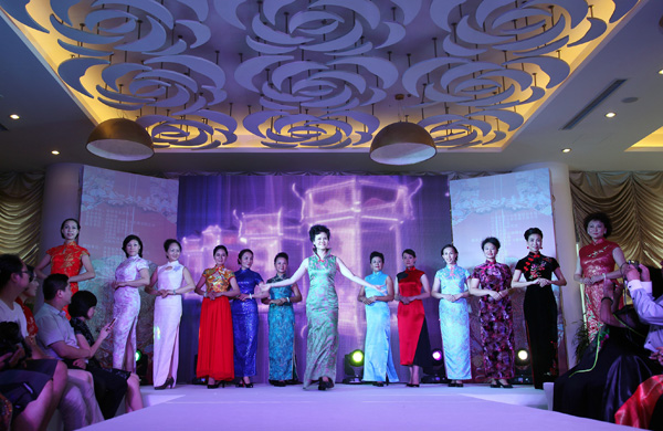 ��Ϧ���ە�����������ҹ�����\�C�������ە���Ϧ����֮ҹ��������