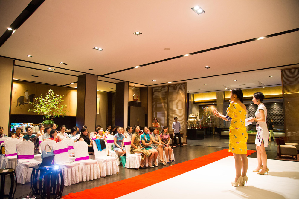 ����Ů�� �����ۡ����}�Ɍ��������f�ƴ����m�e�k