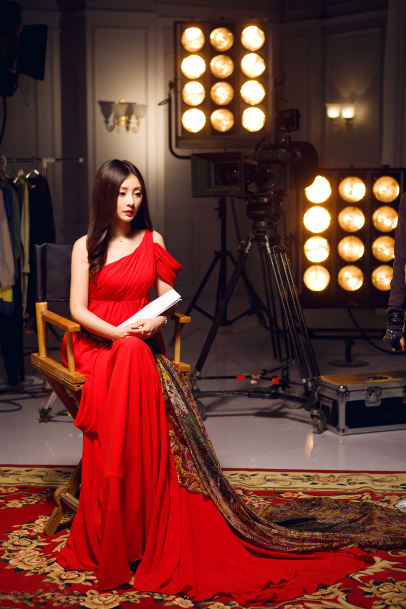 ���rѩ�w�tȹ�ďV�� �������G��Ů����