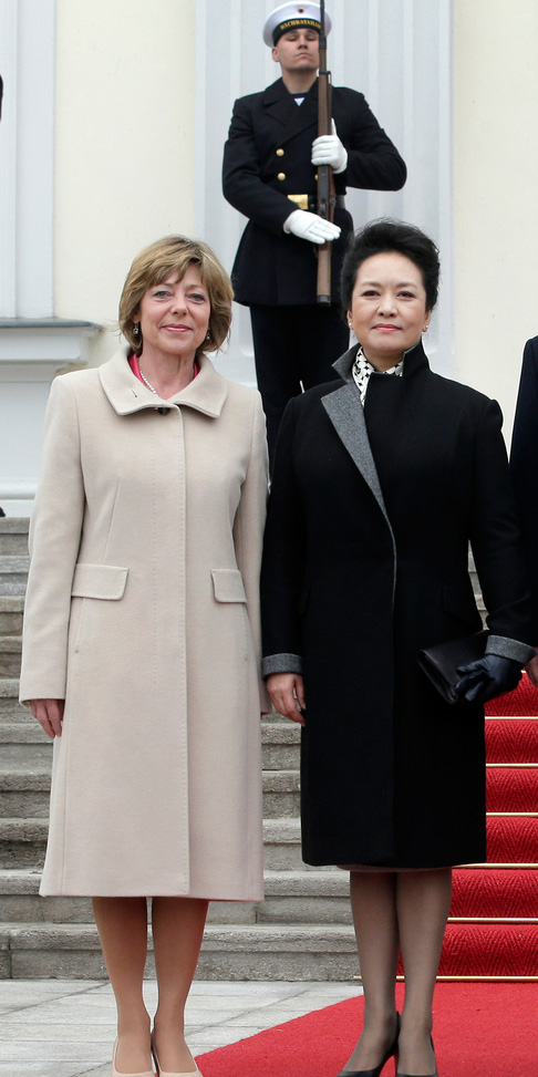 �����°�׃���� �M�@���f����