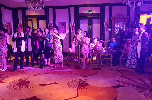 Ů�Ӹߠ�����ꠏ͹��Ɍ������Ϻ���������