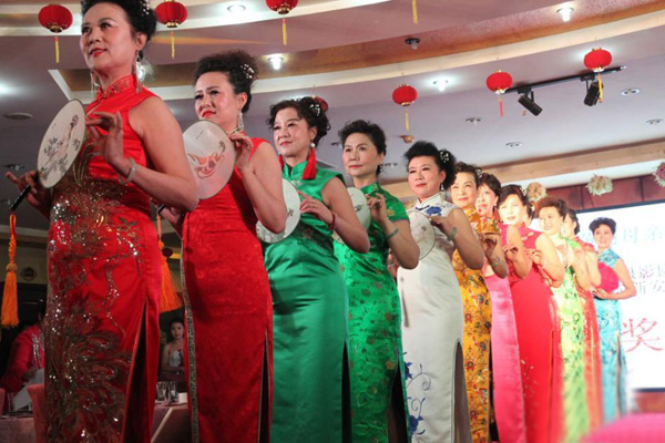 ���C�m�ݴ󋌰桰ʮ���á�����չ���۹ŵ��Lζ