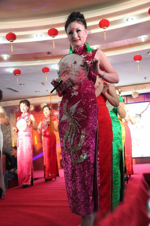 ���C�m�ݴ󋌰桰ʮ���á�����չ���۹ŵ��Lζ