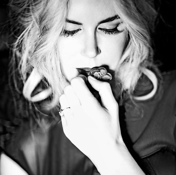 �ݿ�-����������������� �������G�T��