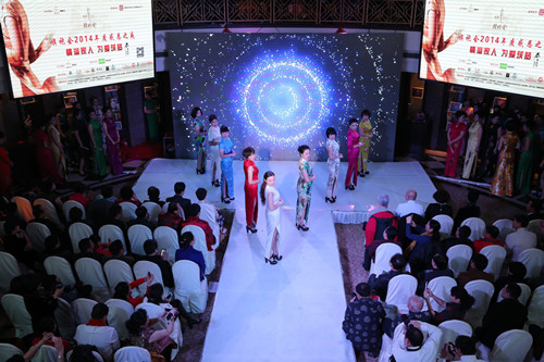 ��������� �������(m��ng)�����ە�(hu��)2014��ȸж�֮ҹ�F(tu��n)�ݕ�(hu��)�A�M��Ļ