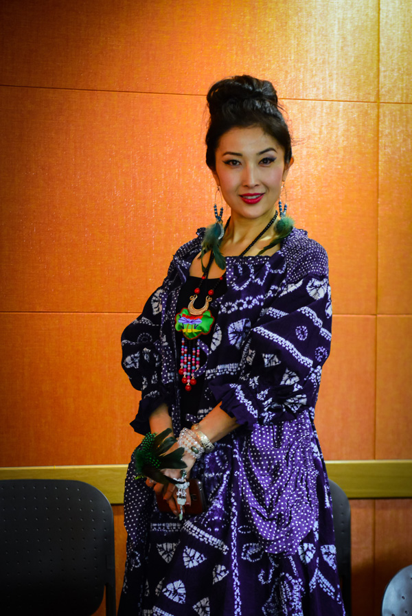 ���K�������ڬF�������еĹŵ�Ů��