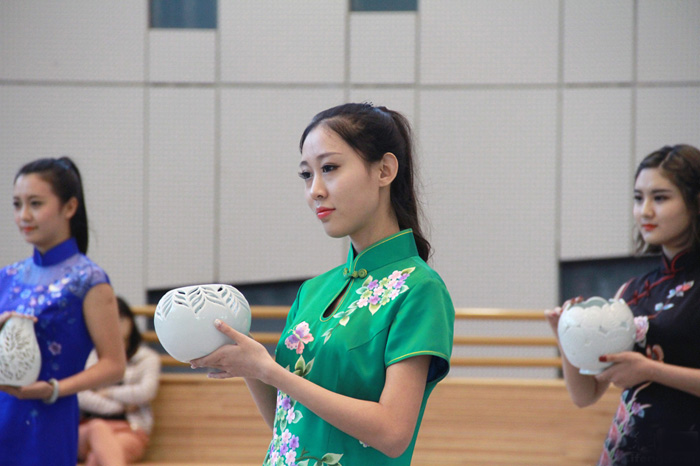 ����ģ�������W�\(y��n)�մ�չ ԏ��Ї�(gu��)���y(t��ng)��