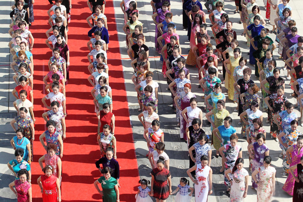 ȫ��15�fŮ��ͬ������ ������˹����o�