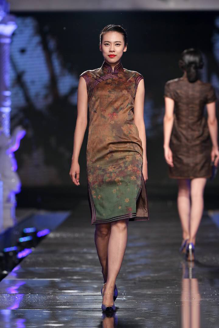 荷言旗袍亮相BASIC EDITION東方神韻時尚慶典