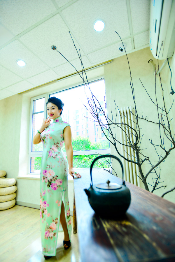 ���ۻʺ����K��Ƭ�l(f��)�� ���s���������t�^����ʮ����