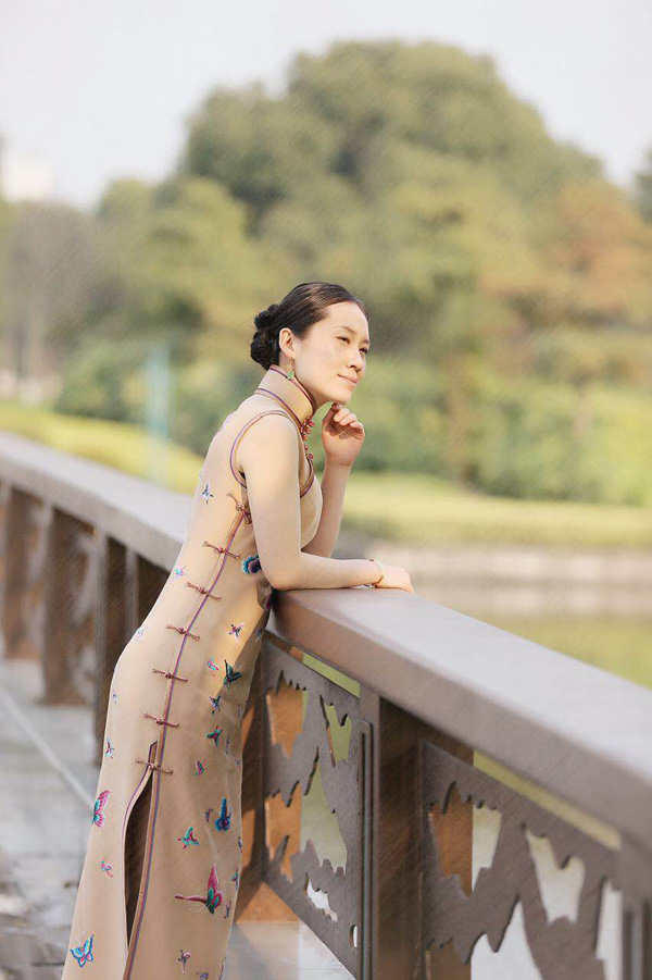 һ�����ۣ�չ�F(xi��n)���|��Ů�˵ĘO���c������