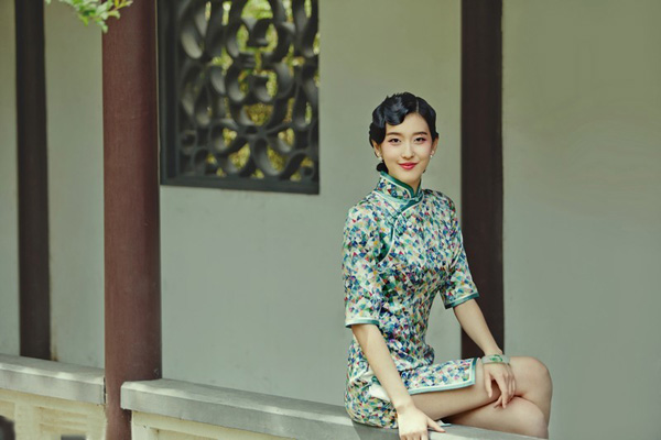 ��Ů�����������۴�Ƭ�ع� �\�C����e���L�չ�|������